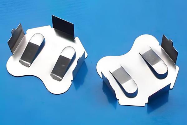 五金彈片臟污的類型、原因和處理方法